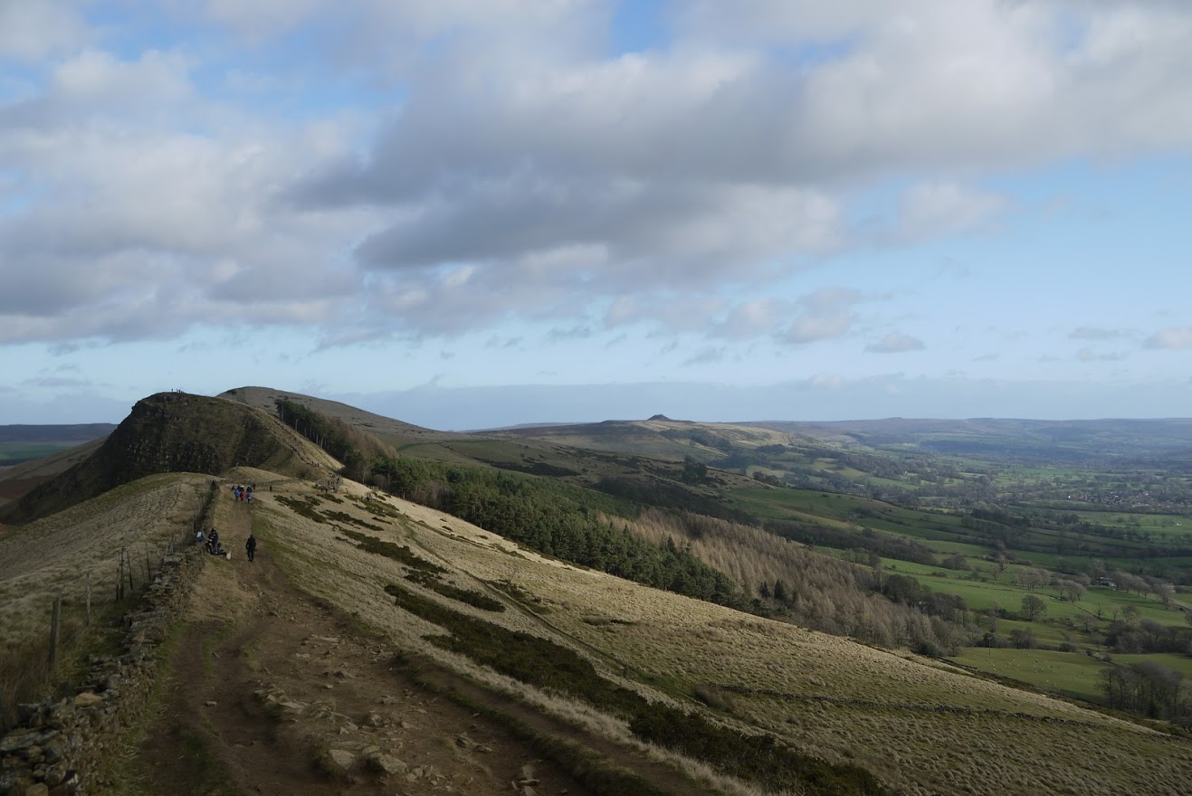 View to Back Tor from the Mam Tor bridleway, Peak District.